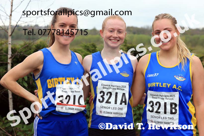 SSenior womens relay, 2025 Elswick Harriers Good Friday Road Relays, Newburn, Newcastle upon Tyne. Photo: David T. Hewitson/Sports for All Pics